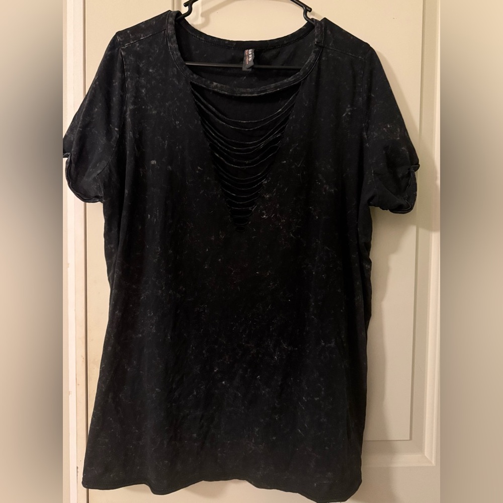 Torrid top size 2